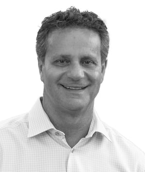 Ezzell 2024 Headshot-1
